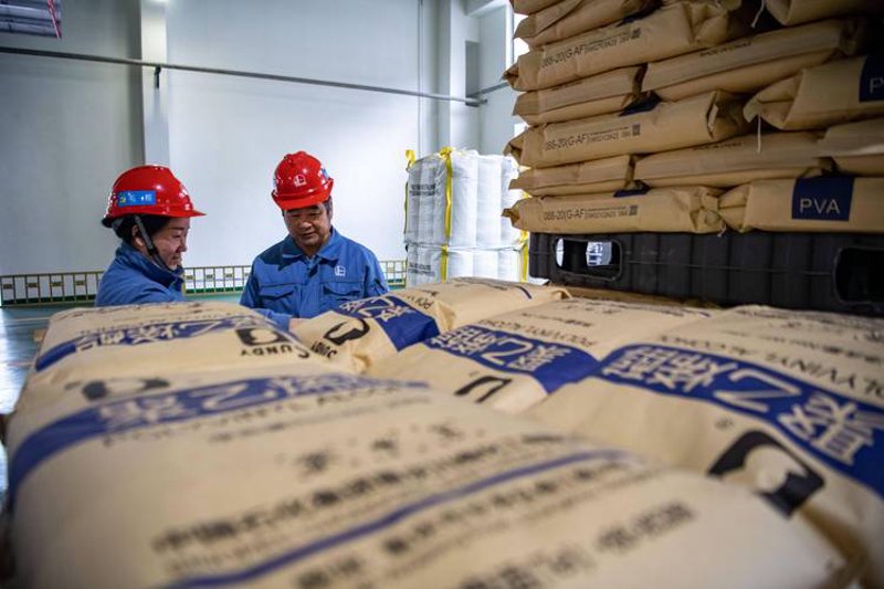 化工原料生产厂家：把握行业动态，引领未来生产